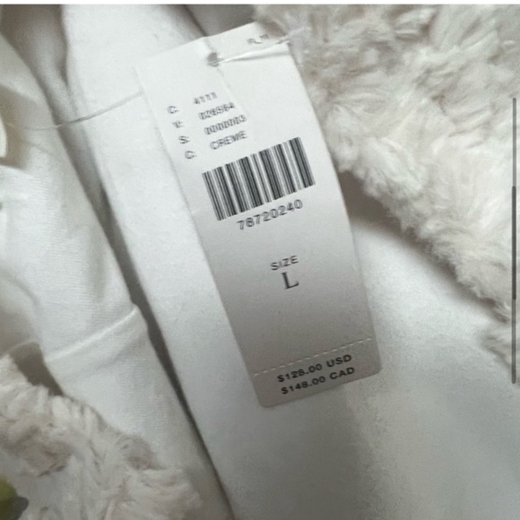 Nwt faux fur shrug anthropologie - Picture 9 of 9